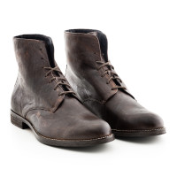 Schnürstiefel in braunem Büffellelder mit Leder/ Gummisohle